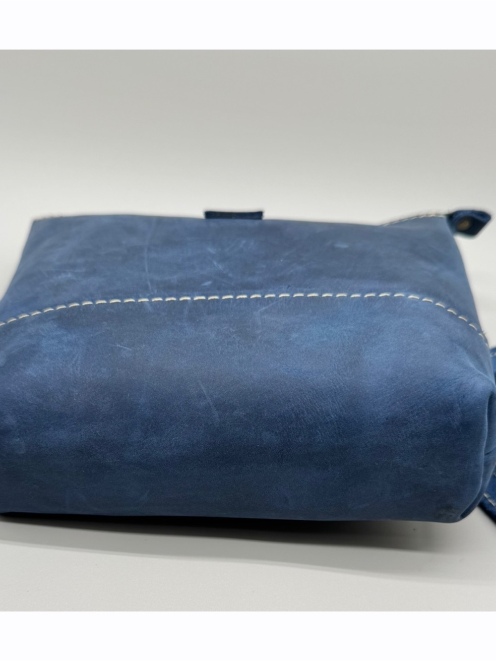 Portland Leather Goods Festival Navy Blue Suede Crossbody Bag - Picture 7 of 9